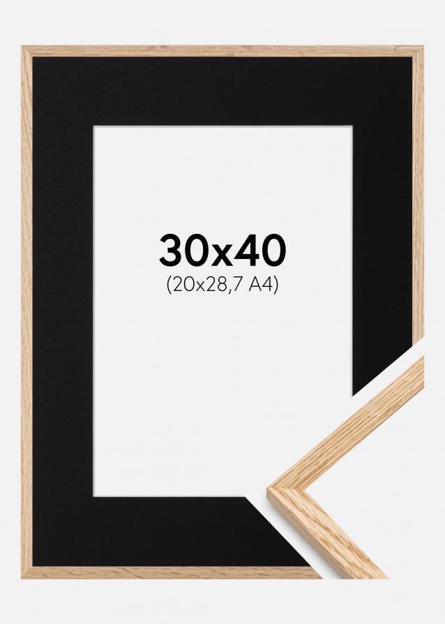 Marco Roble fino 30x40 cm - Paspartú Negro 21x29,7 cm (A4)