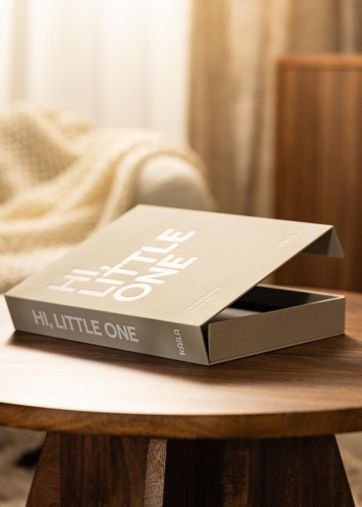 KAILA HI LITTLE ONE Grey - Coffee Table Photo Álbum (60 Negro Sidor)