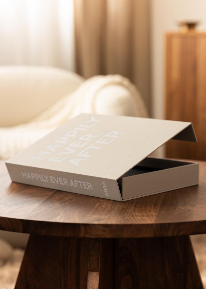 KAILA HAPPILY EVER AFTER Creme - Coffee Table Photo Album (60 Páginas negras)